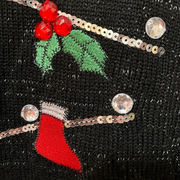 Karen Scott Christmas Sweater - Picture 3 of 9